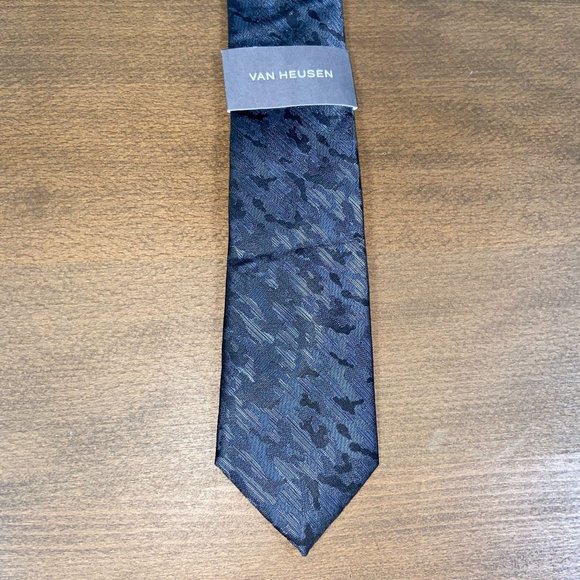 New Van Heusen Men's Neck Tie